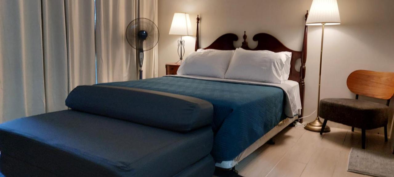 Naia Teminal 3,Newport,Pasay,Elegant Suites Маніла Екстер'єр фото